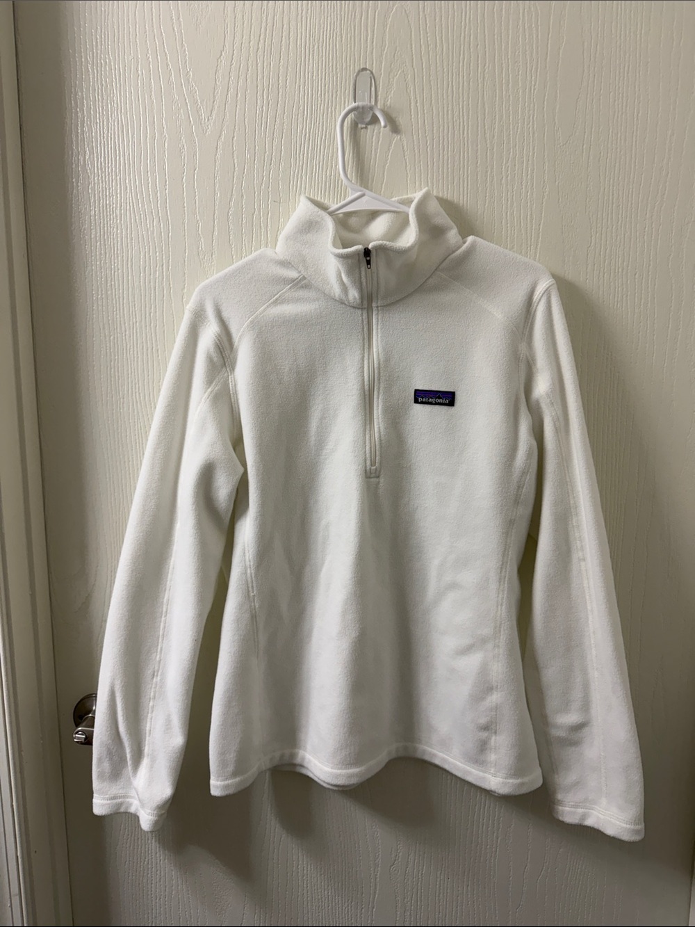Patagonia Women's White Half-Zip Fleece Pullover